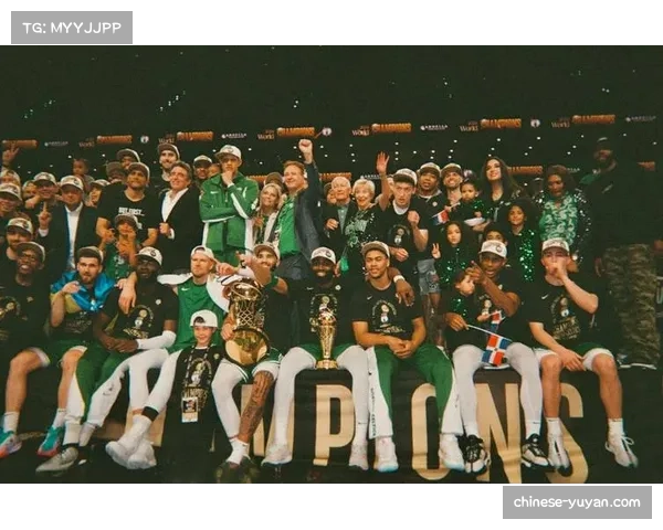 王牌三巨头状态火热合力爆发助球队夺冠概率飙升至九成一ESPN最新预测出炉 王牌三巨头状态火热合力爆发助球队夺冠概率飙升至九成一ESPN最新预测出炉